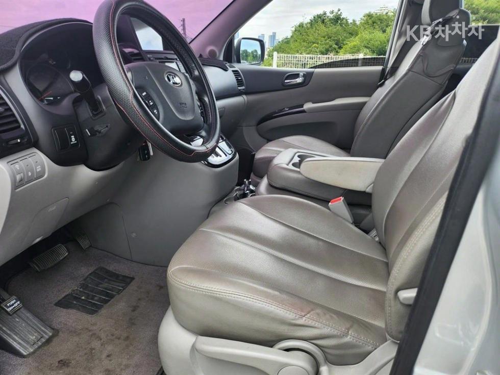 2014 - kia carnival