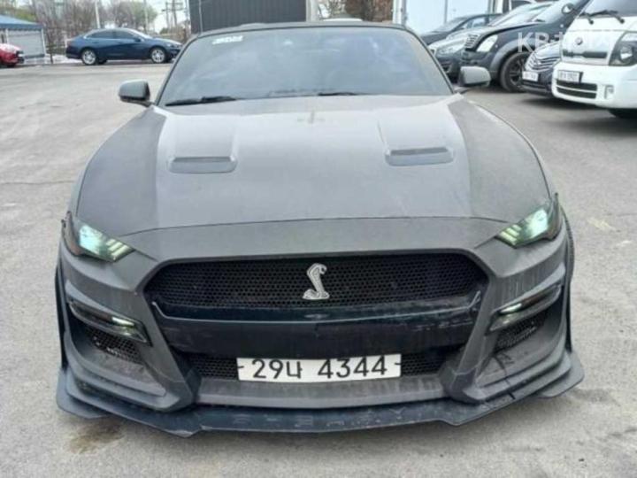 Ford Mustang Convertible