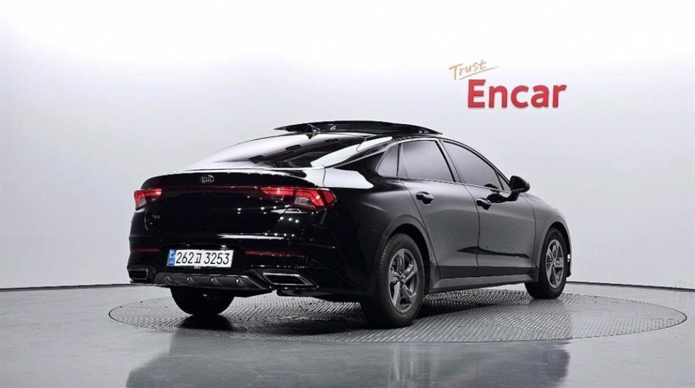 2021 - kia k5