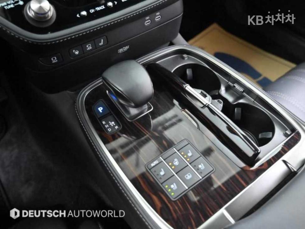 2024 - lexus ls