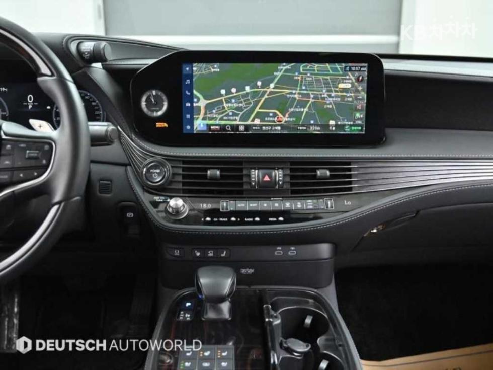 2024 - lexus ls