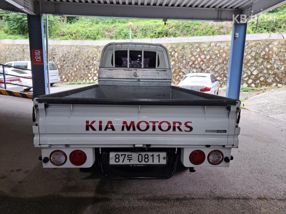 2019 - kia bongo iii
