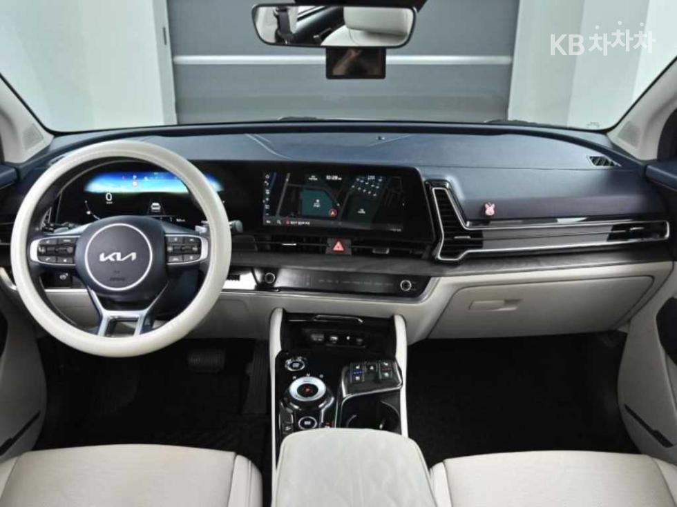 2022 - kia sportage