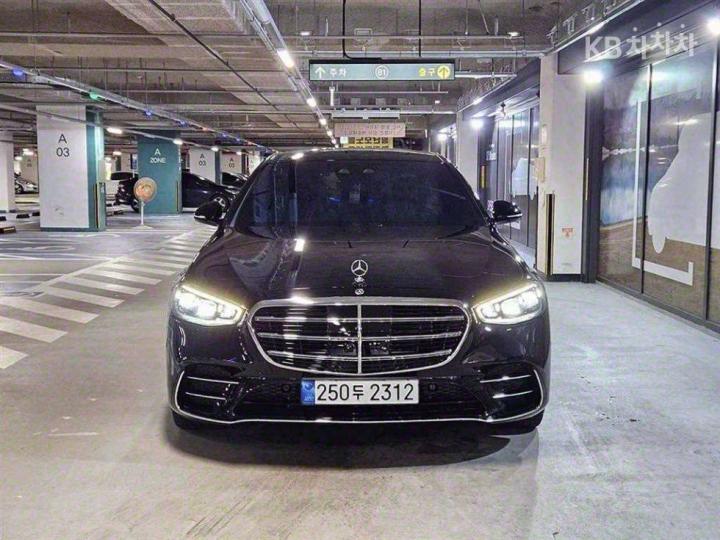 Mercedes-Benz S-klasse — miniaturë 2