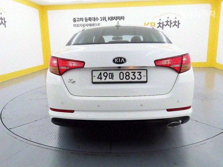 Kia K5 — miniaturë 3