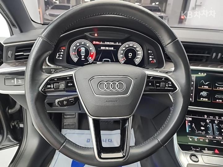 Audi A6 C8 45 TFSI Quattro Premium 10