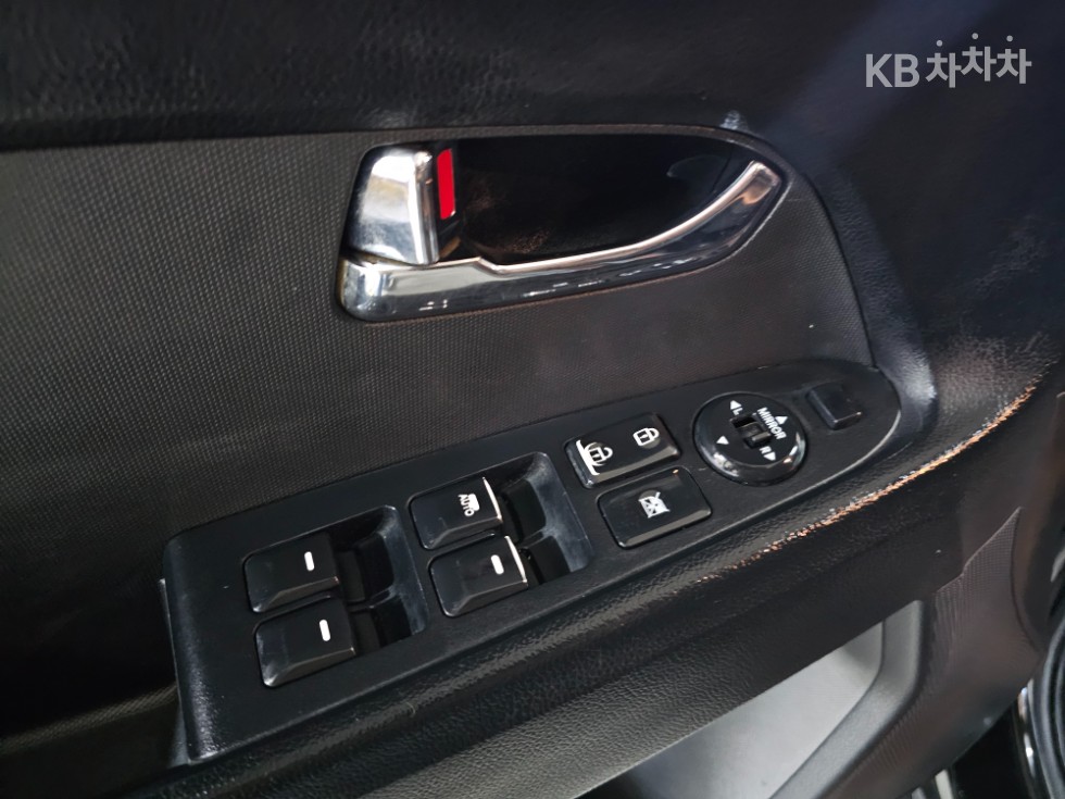 2011 - kia sportage