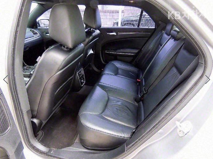 Chrysler 300C 3.6 11 7