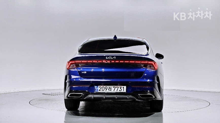 2023 - kia k5