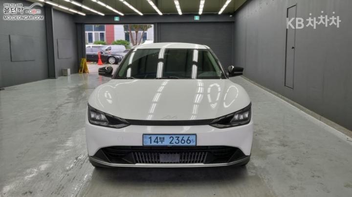 Kia EV6 Long Range 2WD Air 4