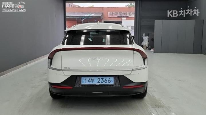 Kia EV6 Long Range 2WD Air 5