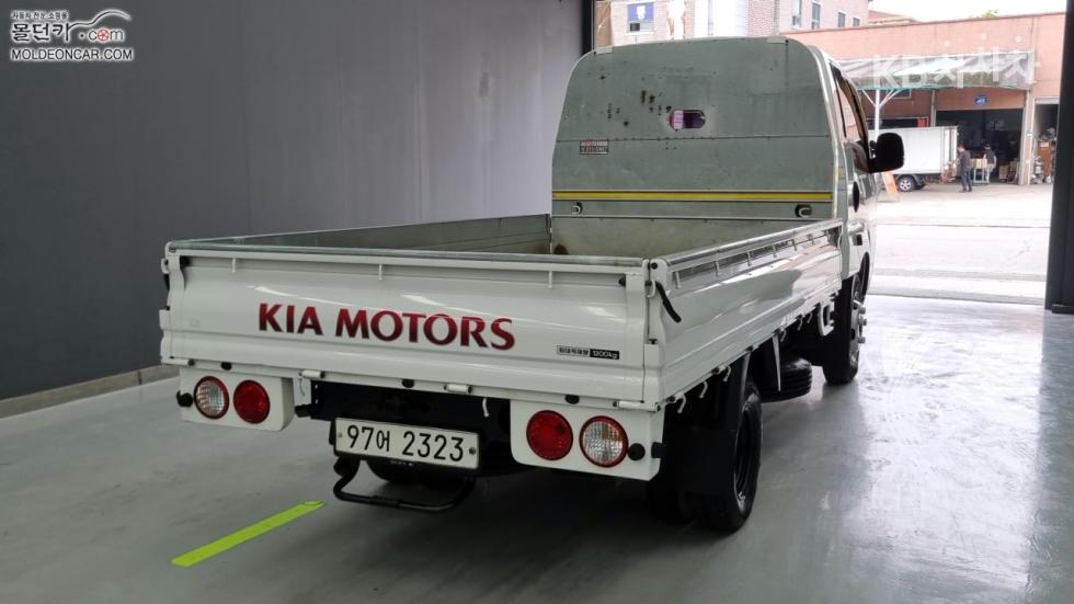 2019 - kia bongo iii