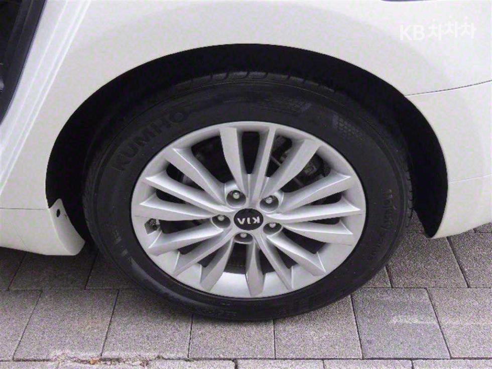 2020 - kia k7