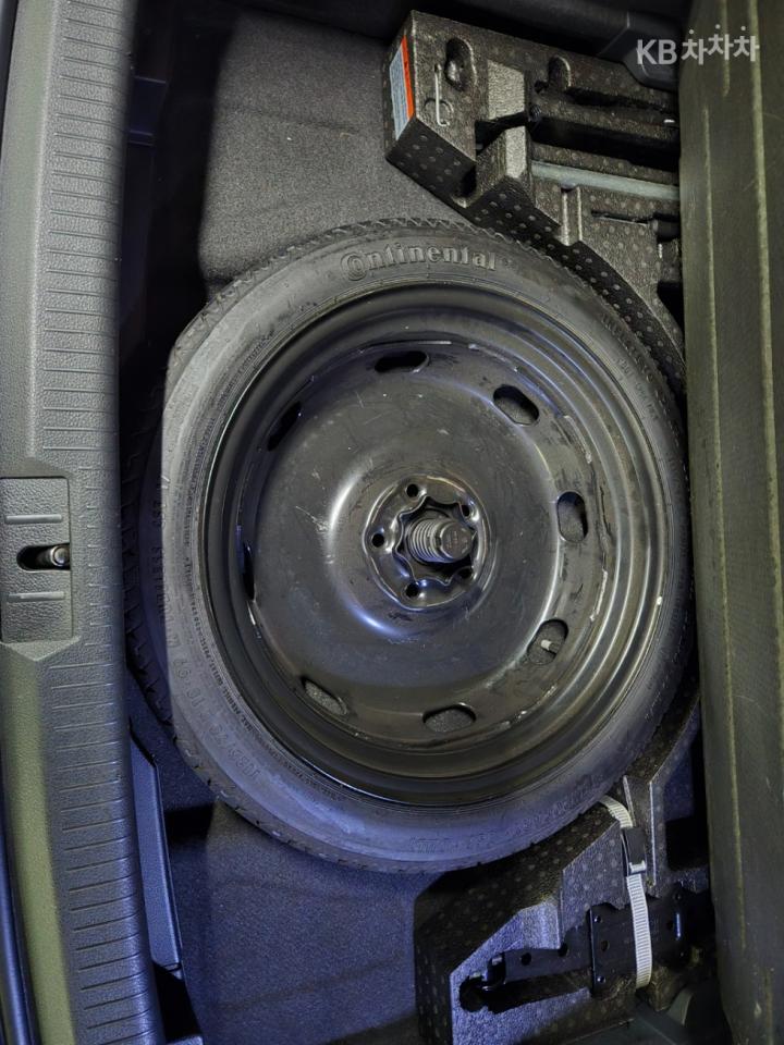 Volkswagen Golf 2.0 TSI R 7