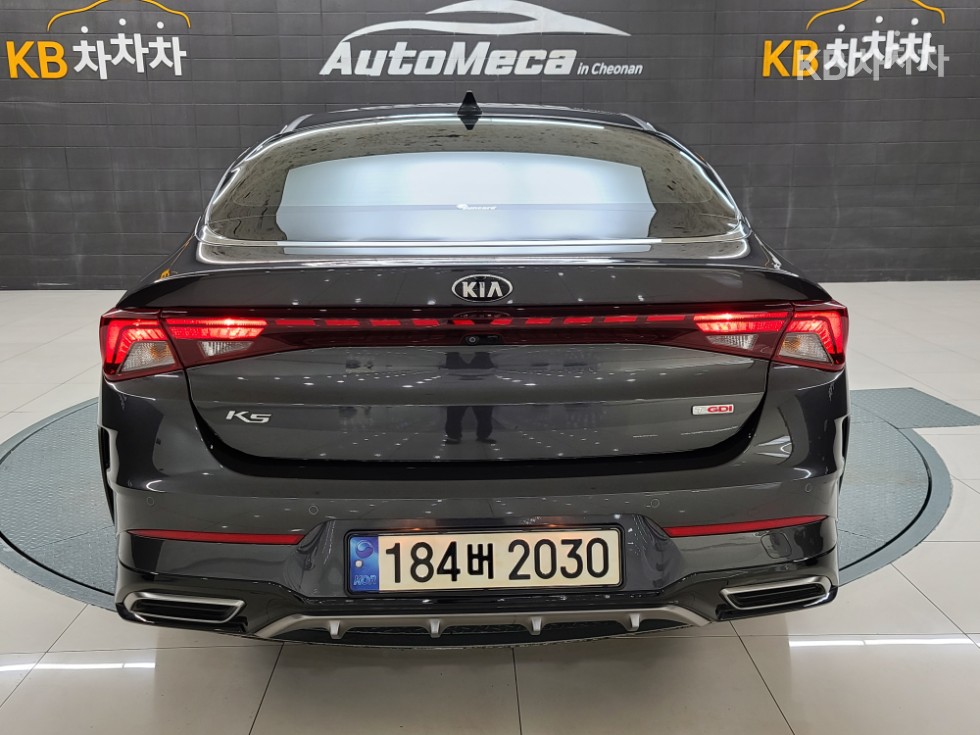2021 - kia k5
