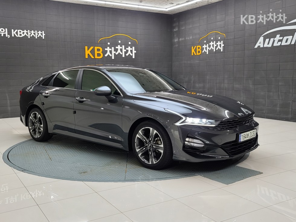 2021 - kia k5