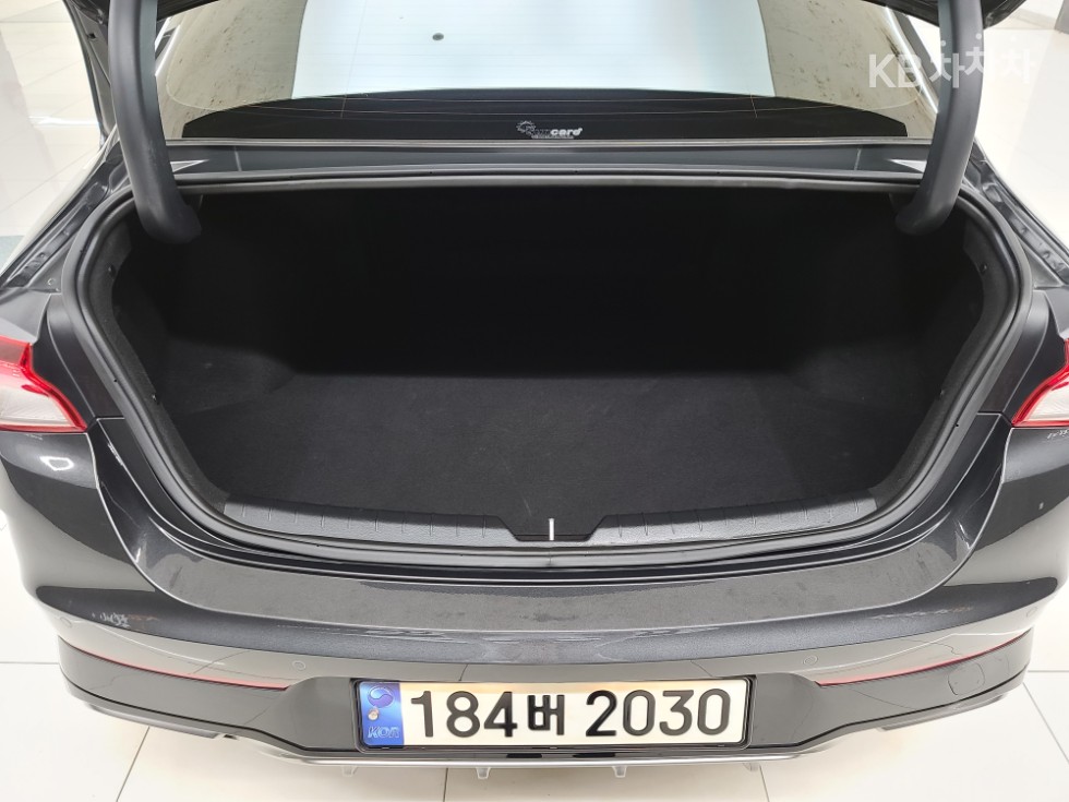 2021 - kia k5