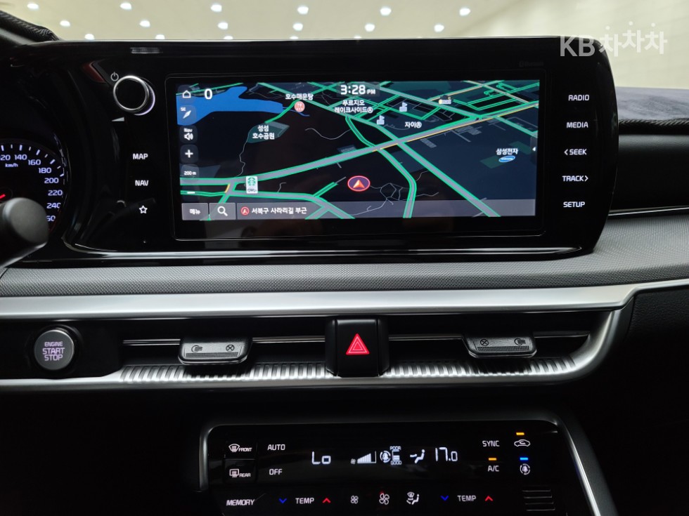 2021 - kia k5