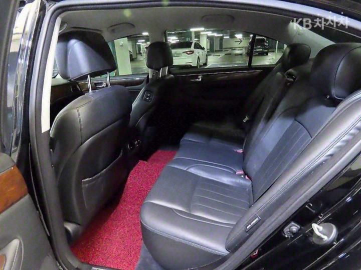 Hyundai Genesis BH330 LUXURY Prime Pack 8