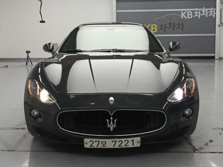 Maserati GranTurismo M145 S 4.7 4