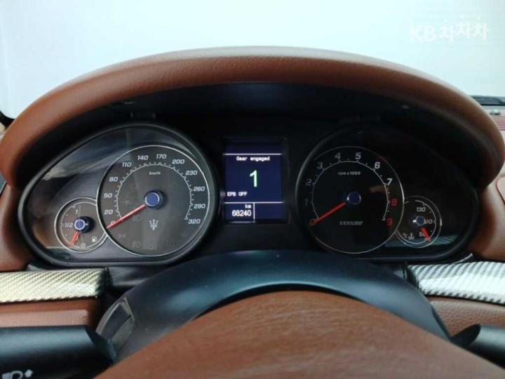 Maserati GranTurismo M145 S 4.7 7