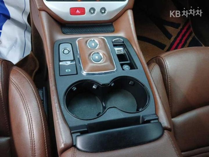 Maserati GranTurismo M145 S 4.7 9