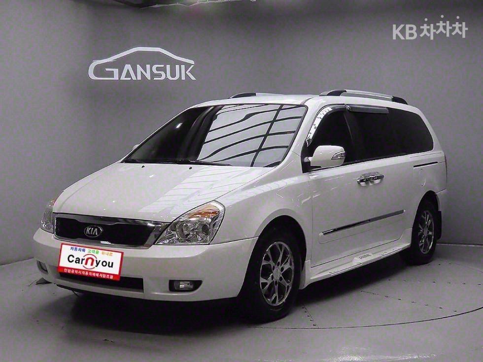 2013 - kia carnival