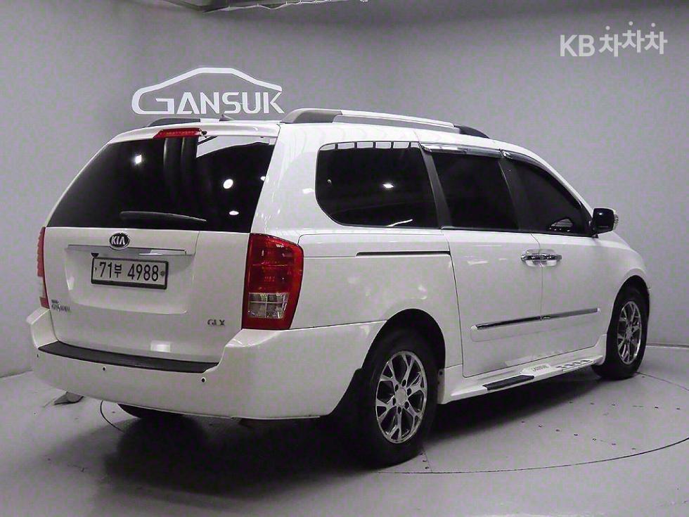 2013 - kia carnival