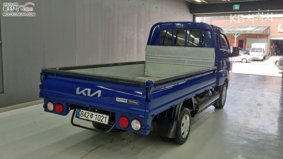 2022 - kia bongo iii