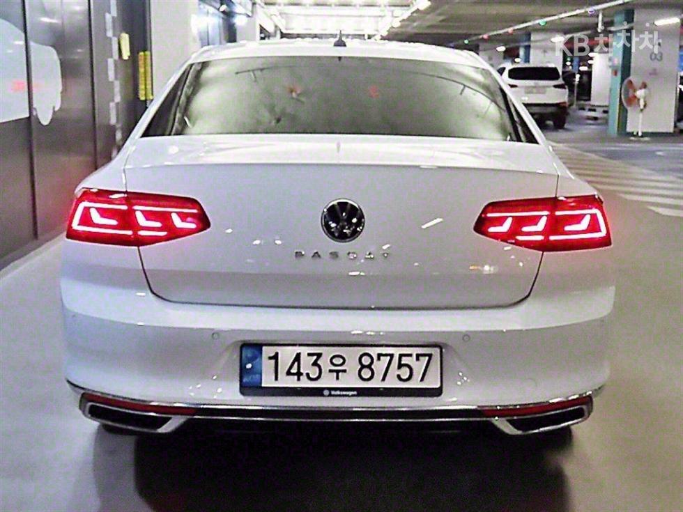 Volkswagen Passat — miniaturë 5
