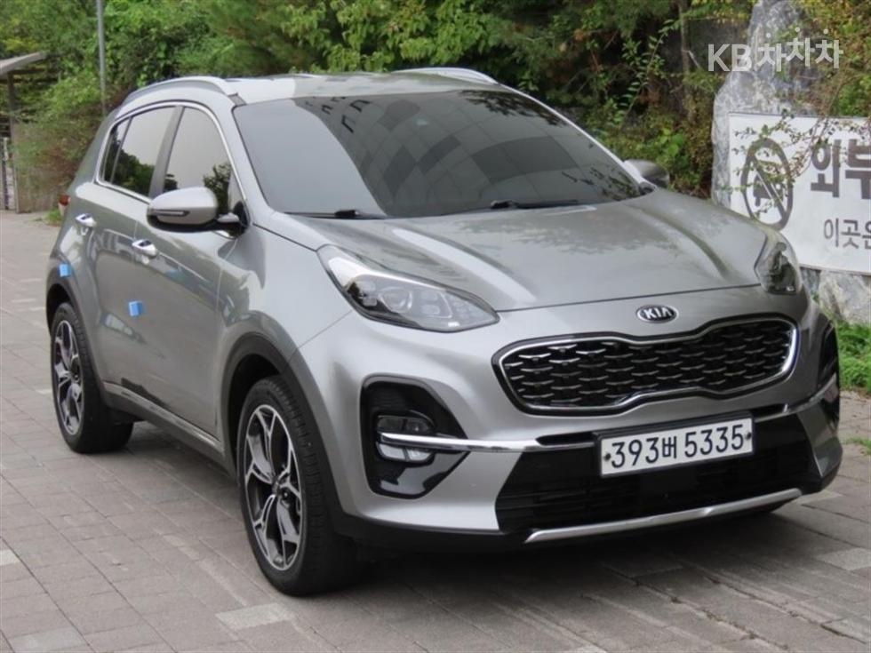 2020 - kia sportage