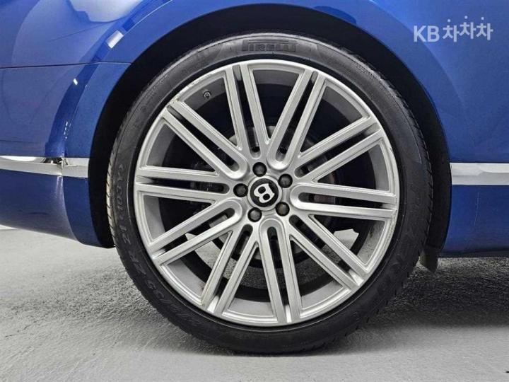 Bentley Continental New GT W12 6.0 Speed 6