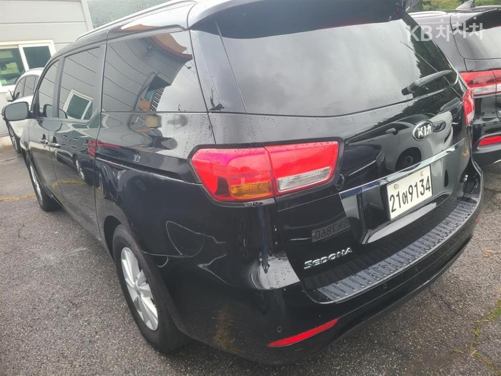2016 - kia carnival