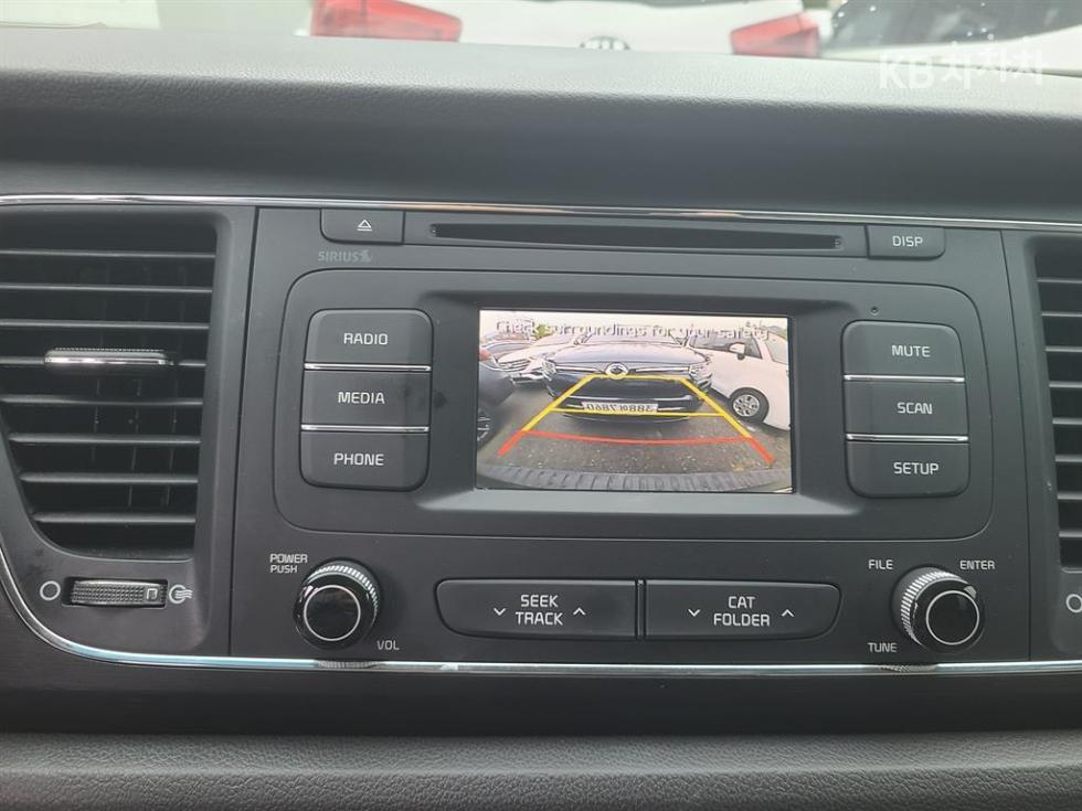 2016 - kia carnival