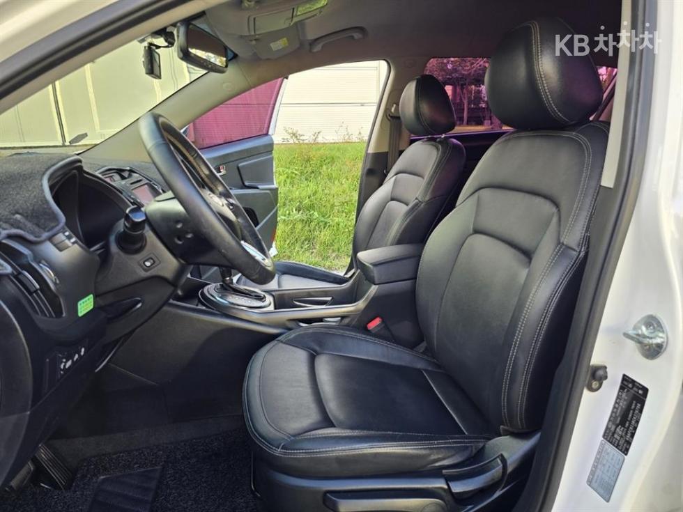 2012 - kia sportage