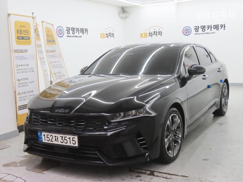 2022 - kia k5