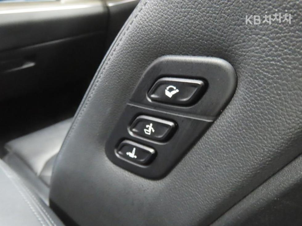 2022 - kia k5