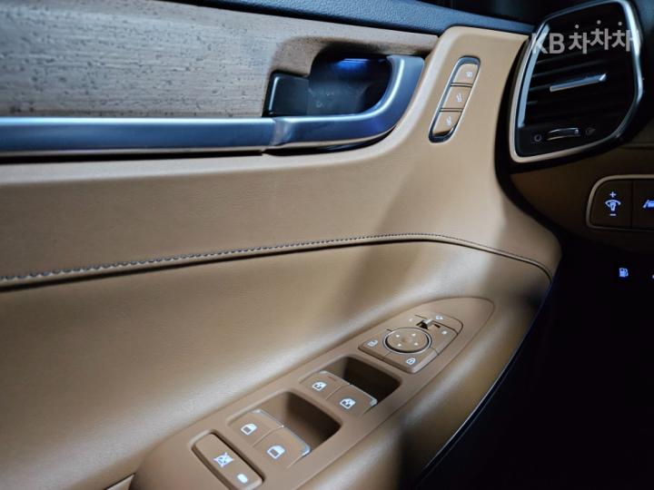 Hyundai Grandeur IG Hybrid Exclusive Special 7