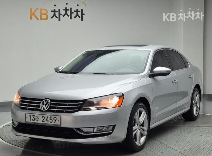 Volkswagen Passat 2.5 B7 11 year ~