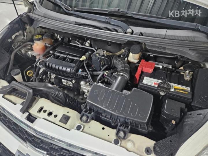 Chevrolet Spark S LT 10