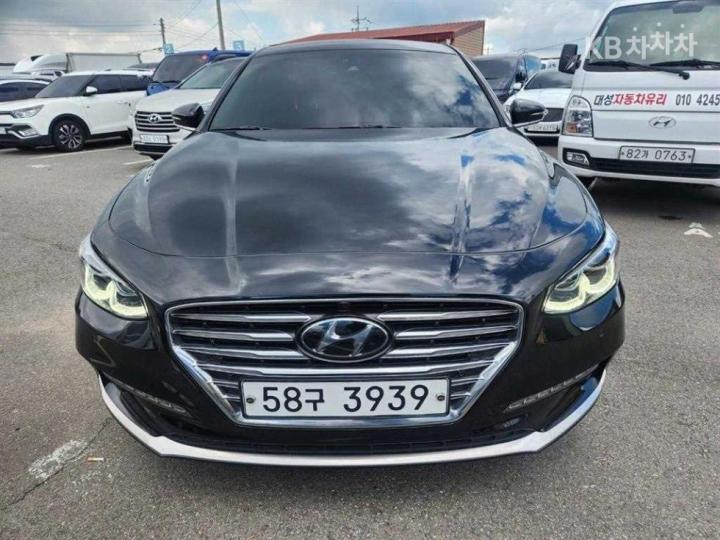 Hyundai Grandeur IG Hybrid Exclusive Special 2