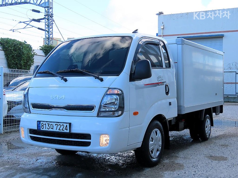 2024 - kia bongo iii
