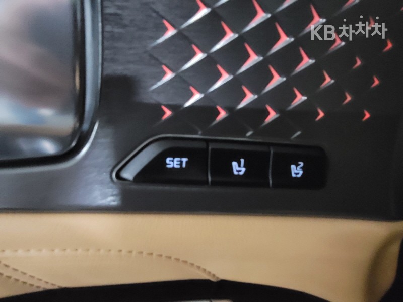 2023 - kia sorento