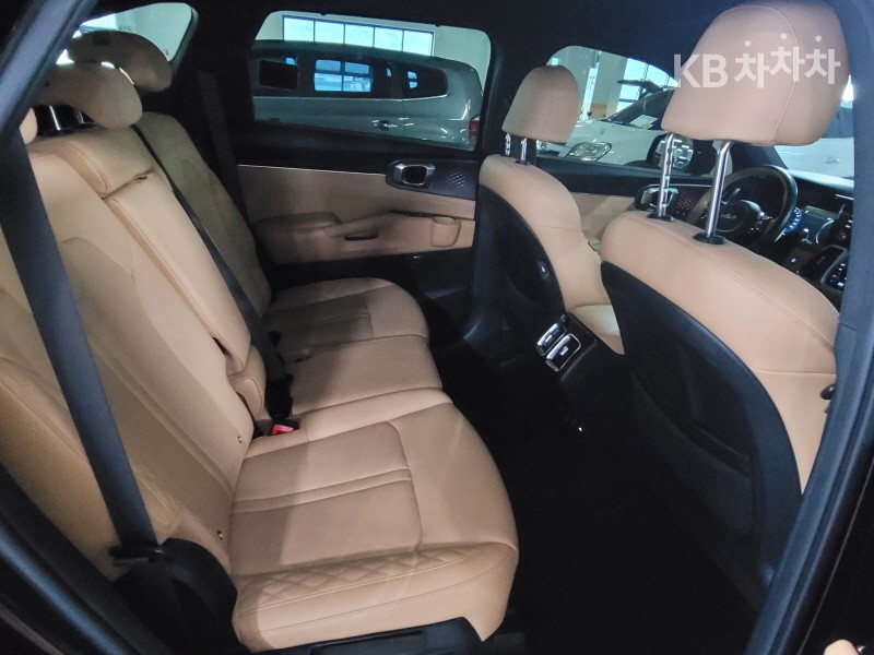 2023 - kia sorento