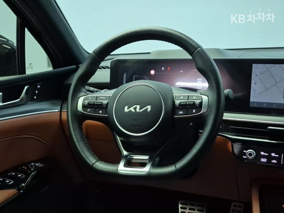 2024 - kia k5