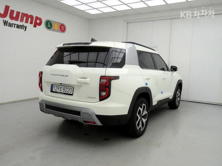 KG Mobility (Ssangyong) Torres Gasoline Turbo 1.5 2WD T5 - фото 4