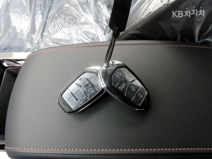 KG Mobility (Ssangyong) Torres Gasoline Turbo 1.5 2WD T5 - фото 17