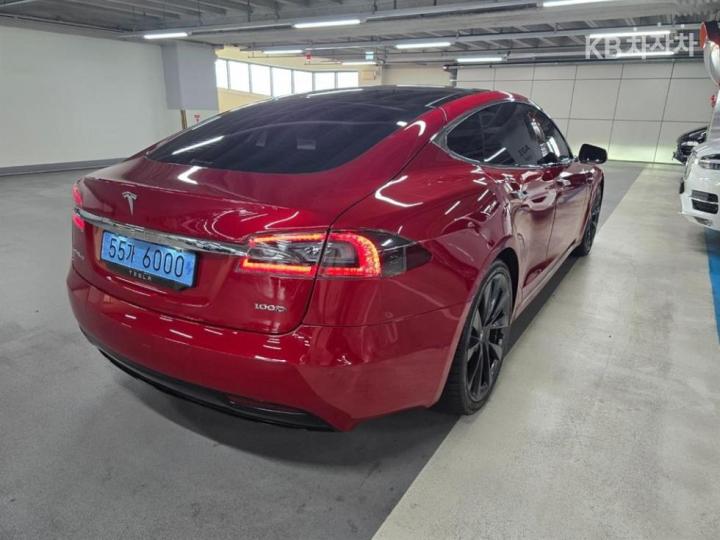 Tesla Model S 100D 3