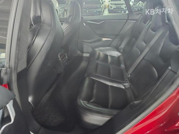 Tesla Model S 100D 7