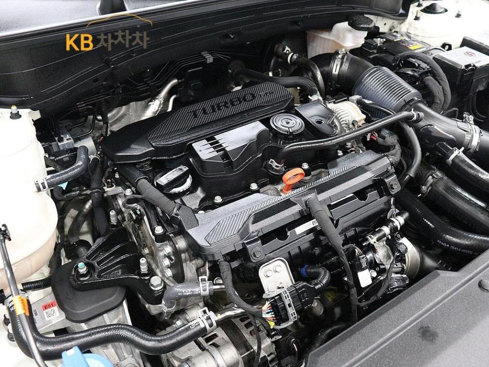 2022 - kia sportage